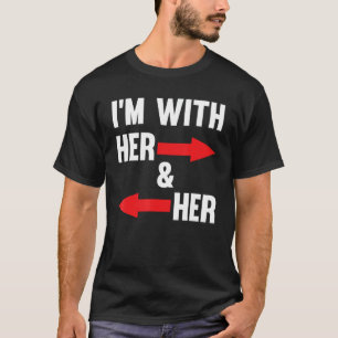 Ich bin mit ihr und ihrem lesbischen, polyamorisch T-Shirt