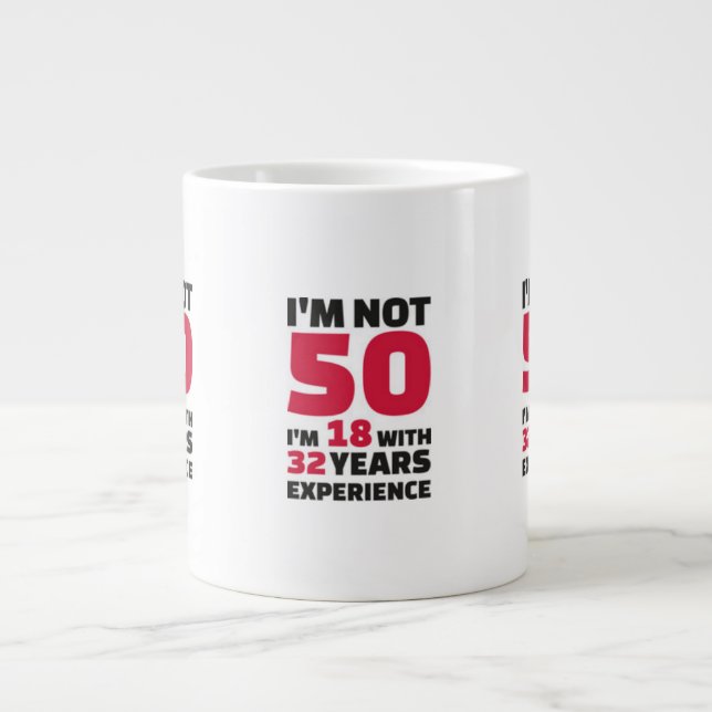 Ich bin nicht fünfzig lustige Zitat mit Black Pink Jumbo-Tasse (Vorderseite)