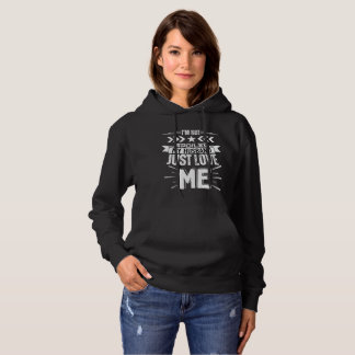 Ich bin nicht verwundet, mein Mann Liebe mich nur Hoodie