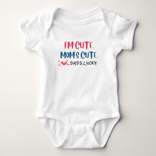 Ich bin niedlich Mama's niedlicher Vater hat Glück Baby Strampler (Vorderseite)