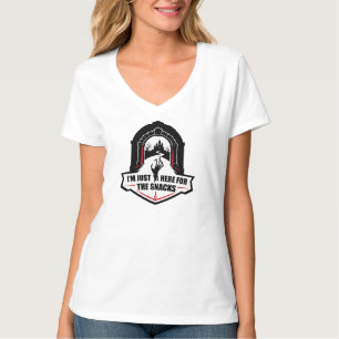 ICH BIN NUR DER SNACKS WEGEN HIER T-Shirt