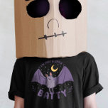 Ich bin nur ein bisschen Batty Funny Halloween Bat T-Shirt<br><div class="desc">Sind Sie bereit,  dieses Halloween zu spielen? Dieses 'I'm Just A Little Batty' lustige Halloween-Shirt ist der perfekte lustige Pun für Ihre lustigen Feiern. Mit einem niedlichen Fledermausdesign ist es eine tolle Geschenkidee für Halloween-Liebhaber.</div>