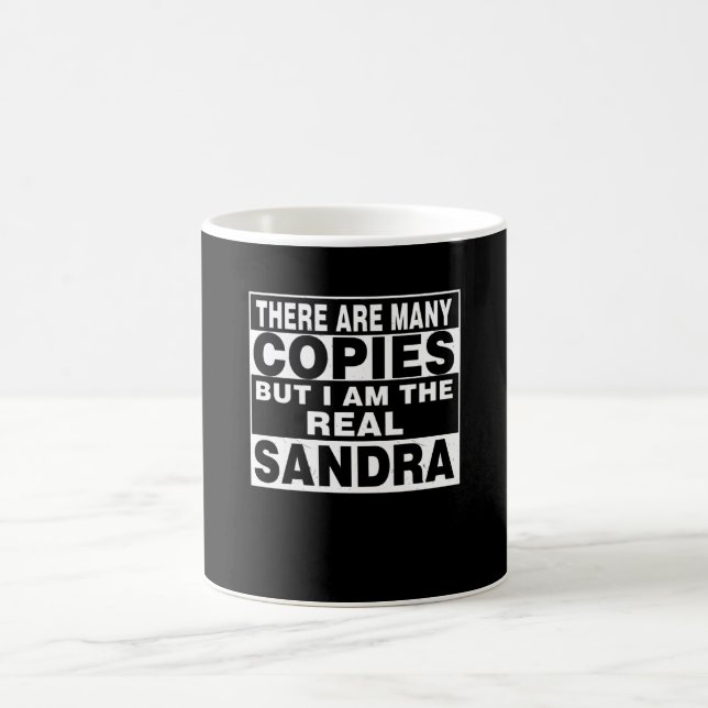 Ich bin Sandra Funny Personalisiertes Geschenk Kaffeetasse (Mittel)