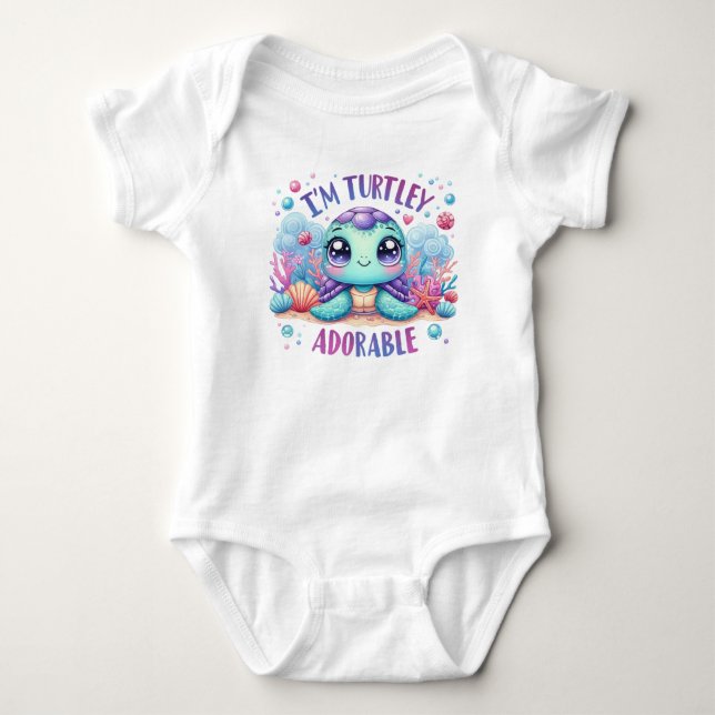 "Ich bin Turtley Adorable" Baby Jersey Bodysuit Baby Strampler (Vorderseite)