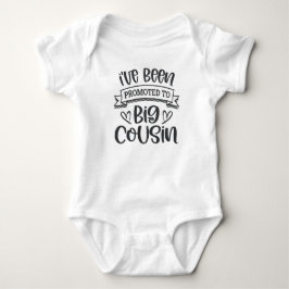 Ich bin zum großen Cousin befördert worden Baby Strampler