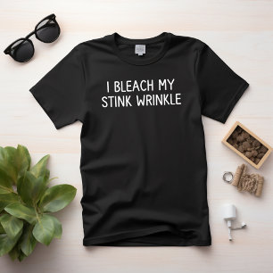 Ich bleiche mir das stinkfarbene Falten. T-Shirt