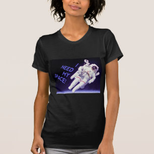 Ich brauche meinen Platz T-Shirt