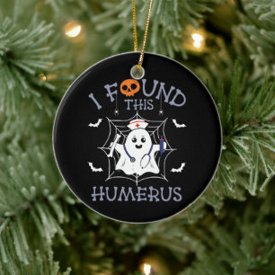 Ich fand dieses humerus Funny Ghost Nursing Hallow Keramik Ornament
