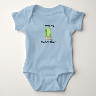 Ich fülle meinen Baby-Karosseriebandanzug Baby Strampler