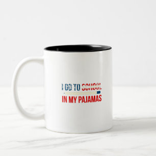 Ich gehe zur Schule in meinem Pajamas-Vergnügen zu Zweifarbige Tasse