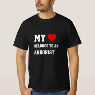 Ich gehöre einem willkürlichen T - Shirt an