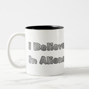 Ich glaube an Außerirdischen Zweifarbige Tasse
