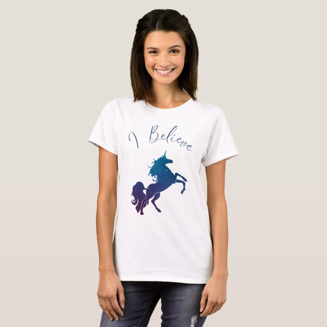 Ich glaube an Einhörner und ihre Magie T-Shirt (Vorne ganz)