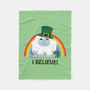 Ich glaube! Leprechaun Yeti Fleecedecke