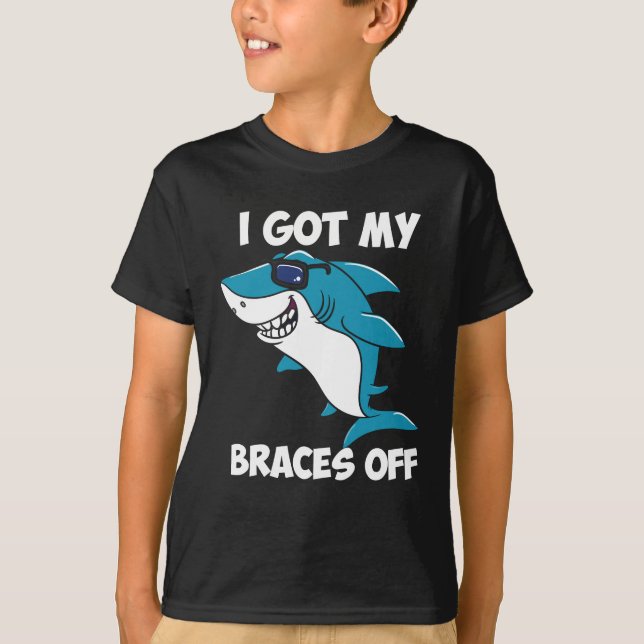 Ich Got meine Zahnspange ab Besuch T-Shirt (Vorderseite)