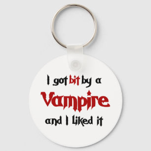 Ich got Stückchen durch einen Vampire Schlüsselanhänger