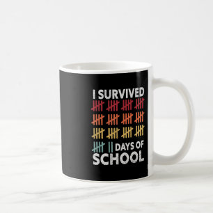 Ich habe 67 Tage Schule überlebt Lustig 67 Zähl Ma Kaffeetasse