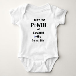 Ich habe den Power von ätherischen Ölen auf meiner Baby Strampler