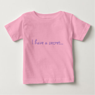 Ich habe ein Geheimnis.. Baby T-shirt