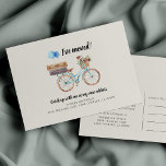 Ich habe eine neue Ankündigung zum Umziehen von Ad Postkarte<br><div class="desc">Auf meinem Fahrrad unterwegs wechseln Sie die Adresskarte mit einem femininen Wasserrad mit Blume-Korb und Gepäck auf dem Rack. Ideal, um Freunde und Familie über Ihre neue Adresse und den Ort des Party lassen, an dem das Haus voraussichtlich aufwärmen wird. Fügen Sie Ihre neuen Daten hinzu, indem Sie oben auf...</div>