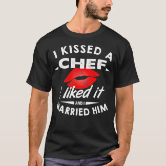 Ich habe einen Koch geküsst, den ich mag, und ihn T-Shirt