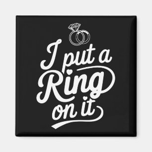 Ich habe einen Ring Fiancé Fiancee Couple Wedding Magnet