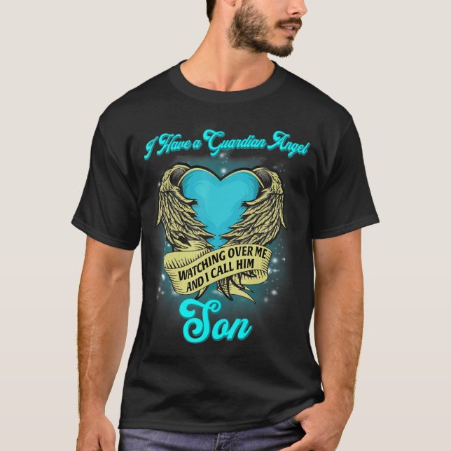 Ich habe einen Schutzengel, der mir zusieht, und i T-Shirt (Vorderseite)