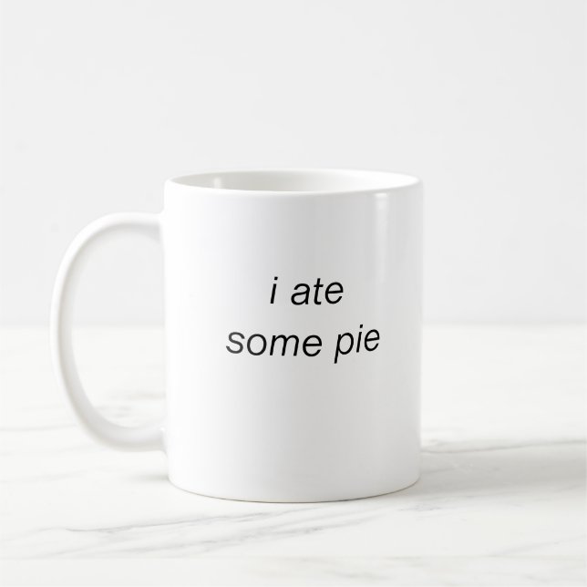 Ich habe etwas Tasse gegessen (Links)
