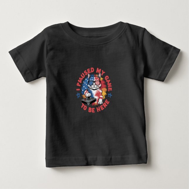 Ich habe mein Spiel unterbrochen, um hier zu sein. Baby T-shirt (Vorderseite)