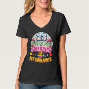 Ich habe meinen Seelenverwandten vor 23 Jahren bei T-Shirt