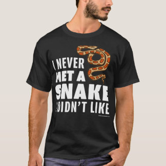 Ich habe nie eine Schlange getroffen, wie ich sie T-Shirt