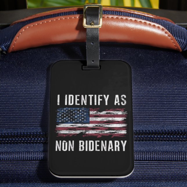 Ich identifiziere mich als nicht-bidenare Patriot- Gepäckanhänger (Vorderseite Insitu 2)