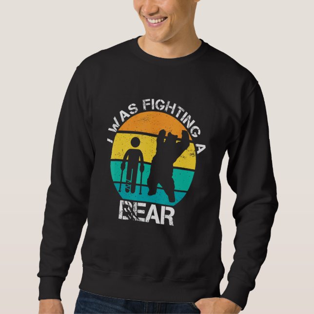 Ich kämpfte gegen eine Bärenverletzung Erholung W Sweatshirt (Vorderseite)