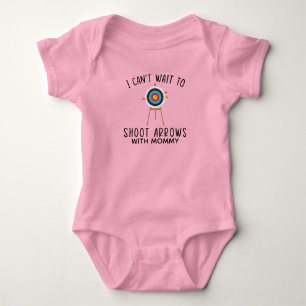 Ich kann es kaum erwarten, mit Mama Bogenschießen Baby Strampler