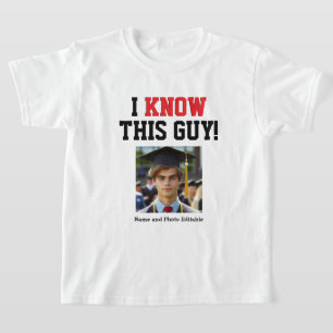 Ich kenne diesen Typ-Graduiertenstudiengang indivi T-Shirt