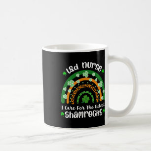 Ich kümmere mich um die süßesten Shamrocks Landd K Kaffeetasse
