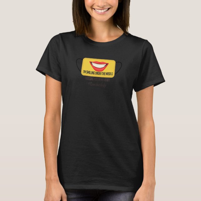 Ich lächle unter der Maske und umarme dich in mein T-Shirt (Vorderseite)