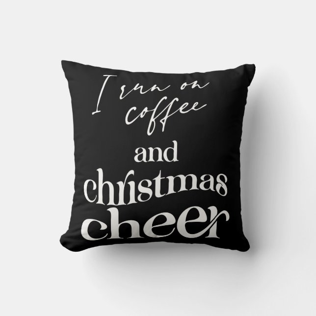 Ich laufe auf Kaffee und Weihnachts-Chef Kissen (Vorderseite)