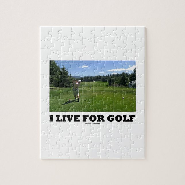 Ich lebe für Golf (Golfspieler auf Golfplatz) (Vertikal)