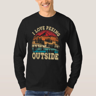 Ich liebe es, draußen zu pinkeln Retro Camping Wan T-Shirt