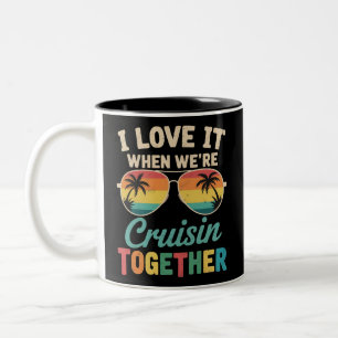 Ich liebe es, wenn wir gemeinsam auf einem Kreuzfa Zweifarbige Tasse