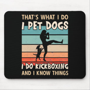 Ich liebe Hunde, ich mache Kickboxen Designs - Fra Mousepad