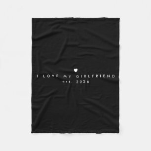 Ich liebe meine Freundin Minimalist T-Shirt  Fleecedecke