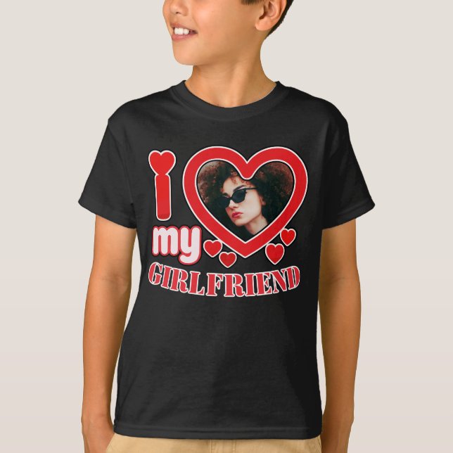 Ich Liebe Meine Freundin Personalisiert T-Shirt (Vorderseite)