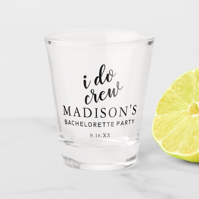Ich mache Crew Personalisiert Hochzeit Schnapsglas (Vorderseite)