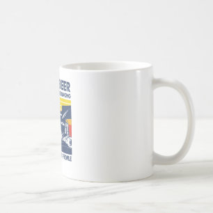 Ich mag Bier und Sprint-Auto-Rennen und ich Kaffeetasse