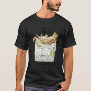 Ich mag Katzen und trinken Wein Barkeeper trinken. T-Shirt