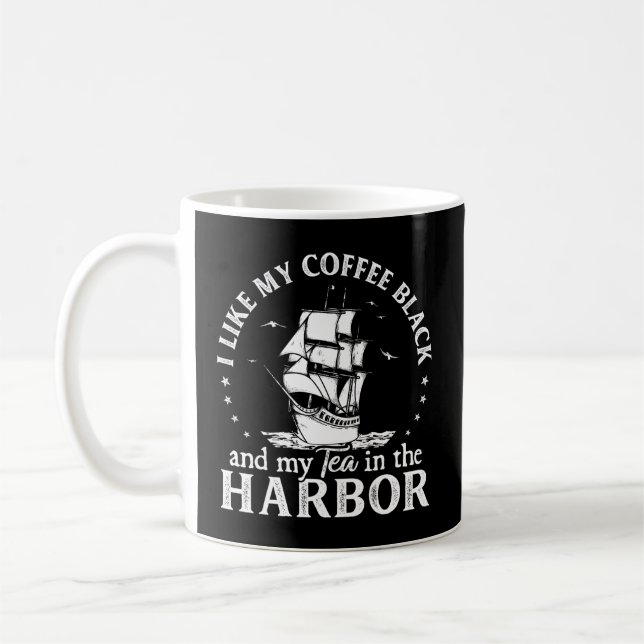 Ich mag meinen schwarzen Kaffee und meinen Tee im  Kaffeetasse (Links)