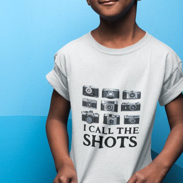 Ich nenne die Fotografen Kameras Funny Puns Kleinkind T-shirt ("I call the shots" photographer pun kids Tshirt)