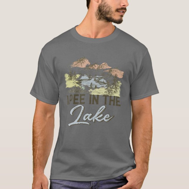 Ich pisse im sonnigen Sommerurlaub am See 8 T-Shirt (Vorderseite)